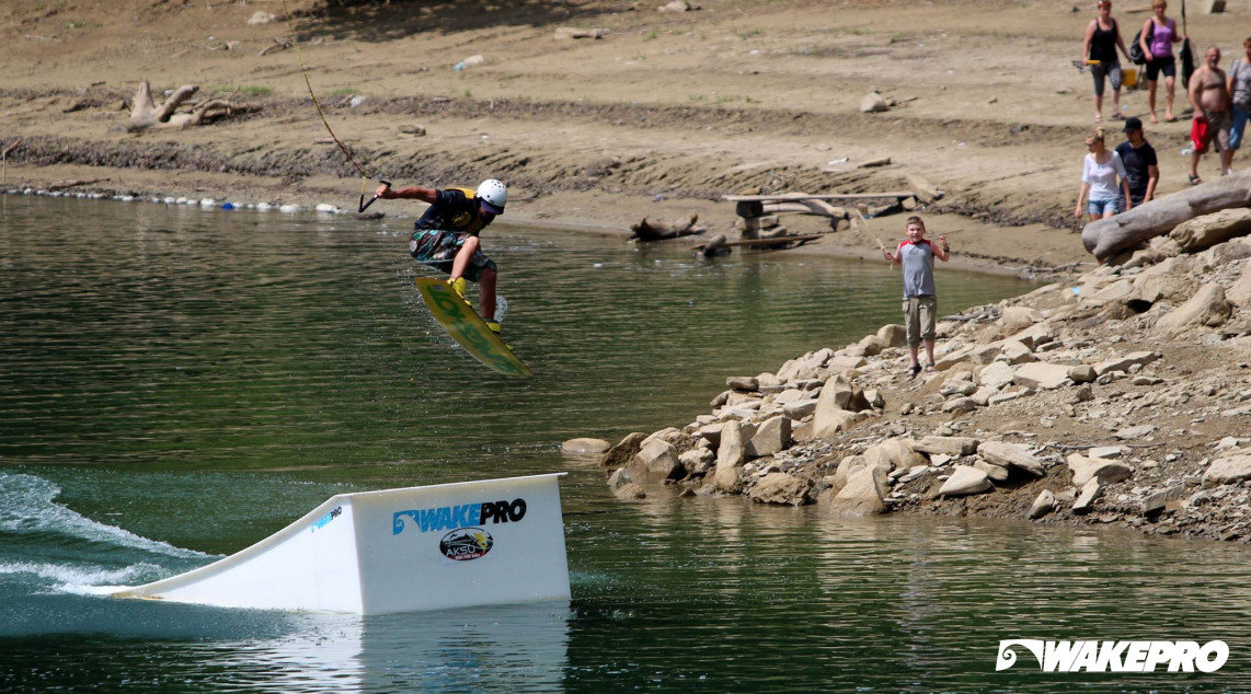 Wakepro obstacle in Wake Park Solina